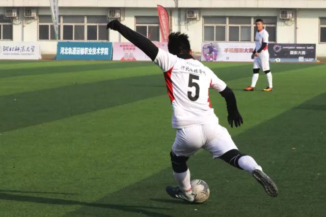 曾繁日三双同曦负广东 崔永熙23分广州胜福建